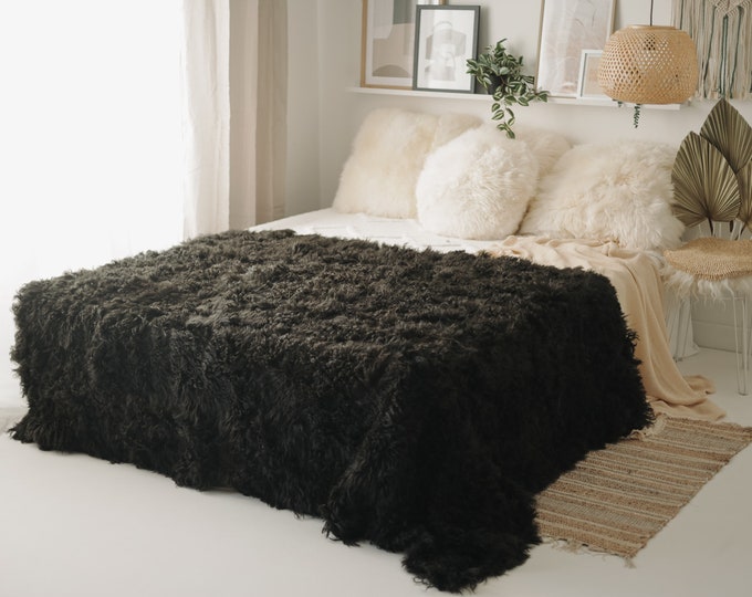 Luxurious Patchwork Toscana Sheepskin Rug Fur Throw | Real Fur Blanket | Sheepskin throw | Dark Olive Curly Sheepskin Blanket Boho |FuFu384