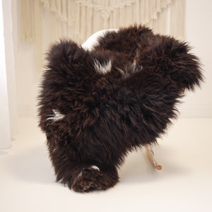 Real Sheepskin Rug Shaggy Rug Chair Cover Scandinavian Home Sheepskin Throw Sheep Skin White Brown Sheepskin Home Decor Rugs #herdwik922