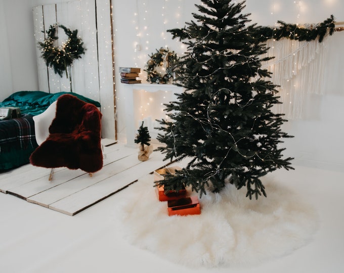 Real Fur Sheepskin Tree Skirt | Christmas Tree Skirt | Creamy White Tree Skirt | Tree Skirt | Christmas Decor