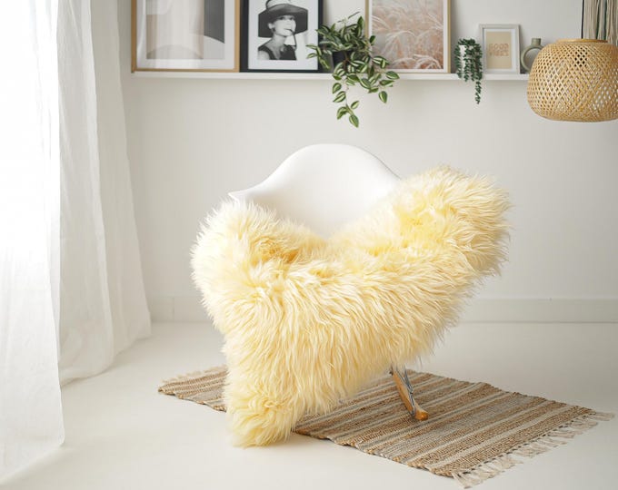 Real Sheepskin Rug Shaggy Rug Chair Cover Scandinavian Home Sheepskin Throw Sheep Skin Creamy Sheepskin Home Decor Rugs #Mher161