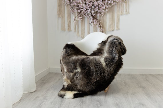Real Sheepskin Rug Shaggy Rug Chair Cover Scandinavian Home Sheepskin Throw Sheep Skin Brown Withe Sheepskin Home Decor Rugs #herdwik224