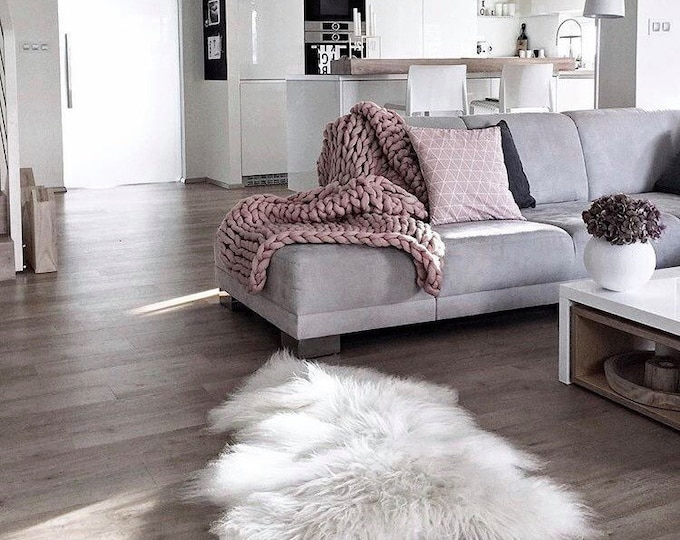 White Icelandic Sheepskin Rug | Christmas Decoration | sheep skin | Christmas Home | Home decor | White Rug | White Throw | Large Sheepskin