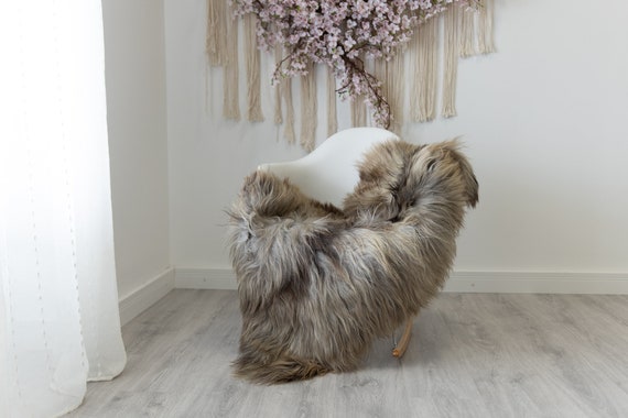 Real Sheepskin Rug Shaggy Rug Chair Cover Scandinavian Home Sheepskin Throw Sheep Skin Gray Brown Sheepskin Home Decor Rugs #herdwik209