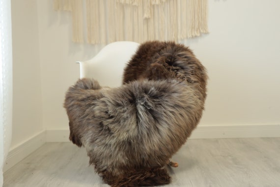 Real Sheepskin Rug Shaggy Rug Chair Cover Scandinavian Home Sheepskin Throw Sheep Skin Ivory Brown Sheepskin Home Decor Rugs #herdwik340