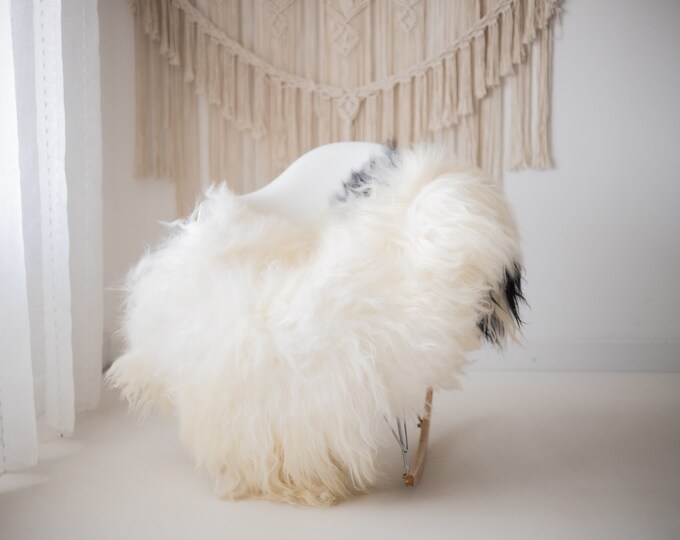 Real Icelandic Sheepskin Rug Scandinavian Home Decor Sofa Sheepskin throw Chair Cover Natural Sheep Skin Rugs Ivory Black #Iceland759