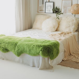Double Green Merino Sheepskin Rug | Long rug | Shaggy Rug | Chair Cover | Area Rug | Green Rug | Carpet | Green Throw | Sheep Skin 8POL7