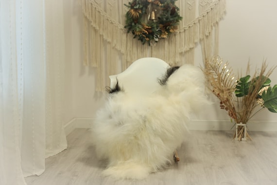 Real Icelandic Sheepskin Rug Scandinavian Decor Sofa Sheepskin throw Chair Cover Natural Sheep Skin Rugs Ivory Black #Iceland89