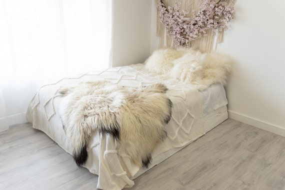 Double Icelandic Beige Black Sheepskin Rug | Long rug | Shaggy Rug | Chair Cover | Area Rug | Double Rug | Icelandic Sheep skin #2pol8
