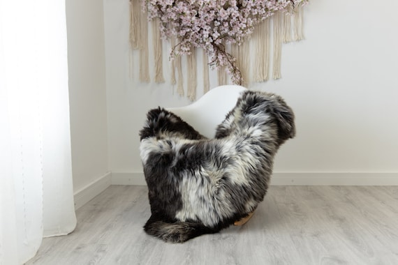 Real Sheepskin Rug Shaggy Rug Chair Cover Scandinavian Home Sheepskin Throw Sheep Skin Brown Withe Sheepskin Home Decor Rugs #herdwik225