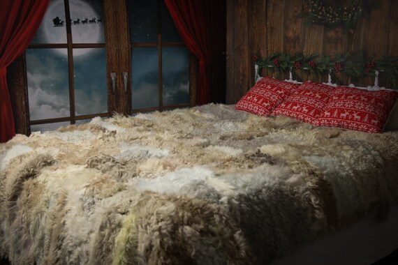 Luxurious Toscana Sheepskin Real Fur Bed Spread Throw Real Fur Blanket Sheepskin throw Sofa Cover Luxury Blanket Comforter Boho Curly Fur
