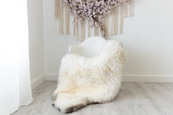 Real Sheepskin Rug Shaggy Rug Chair Cover Scandinavian Home Sheepskin Throw Sheep Skin Ivory Brown Sheepskin Home Decor Rugs #herdwik203