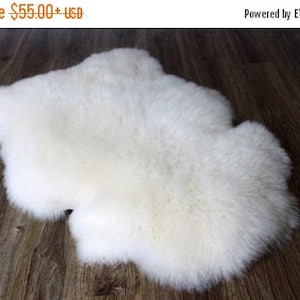 ON SALE WOW! Genuine Natural Lambskin / Sheepskin Rug, Pelt, soft long fur Xl Large - creamy white