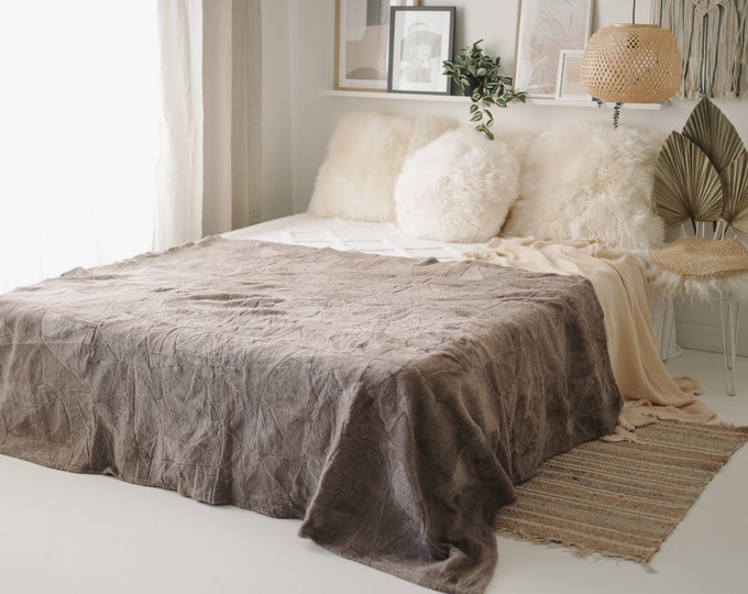 Luxurious Patchwork Toscana Sheepskin Rug Fur Throw | Real Fur Blanket | Sheepskin throw | Dirty Pink color Sheepskin Blanket Boho |FuFu395