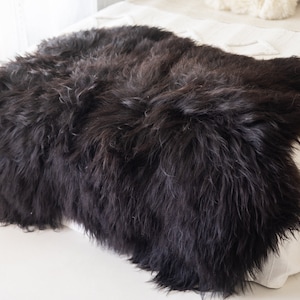 Double Creamy Black Brown Icelandic Sheepskin Rug | Long rug | Shaggy Rug | Chair Cover | Runner Rug | Icelandic Rug  | Sheepskin 6POL40