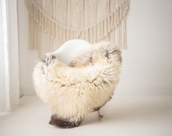 Real Sheepskin Rug Shaggy Rug Chair Cover Scandinavian Home Sheepskin Throw Sheep Skin Brown Ivory Sheepskin Home Decor Rugs #herdwik524