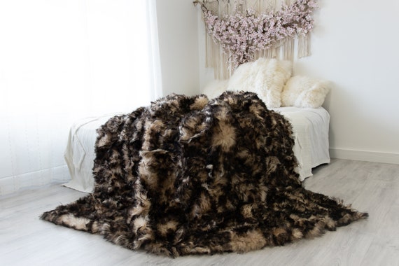 Luxurious Patchwork Toscana Sheepskin Real Fur Throw | Real Fur Blanket | Sheepskin throw | Sheepskin Blanket Boho Throw White Brown #FuFu82