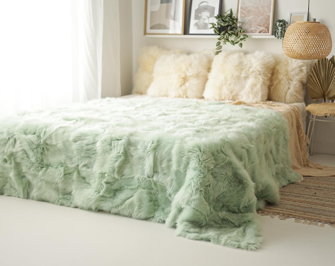 Luxurious Patchwork Toscana Sheepskin Rug Fur Throw | Real Fur Blanket | Sheepskin throw | Mint Color  Sheepskin Blanket Boho MFU35