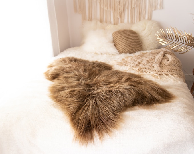 Real Icelandic Sheepskin Rug Pelt soft long fur Large Sheep Skin - Mouflon Black Chocolate Sheepskin Throw  Black Tips Cover Scandinavian
