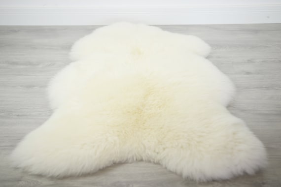 Real, Natural, Genuine Creamy White Sheepskin Rug Scandinavian Design Sheepskin Cover Sheep Skin Throw