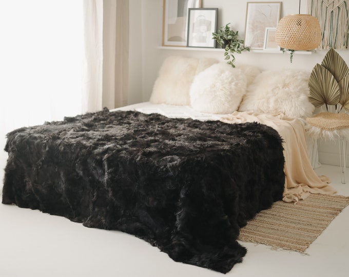 Luxurious Patchwork Toscana Sheepskin Rug Fur Throw | Real Fur Blanket | Sheepskin throw | Gray Black Sheepskin Blanket Boho |FuFu388