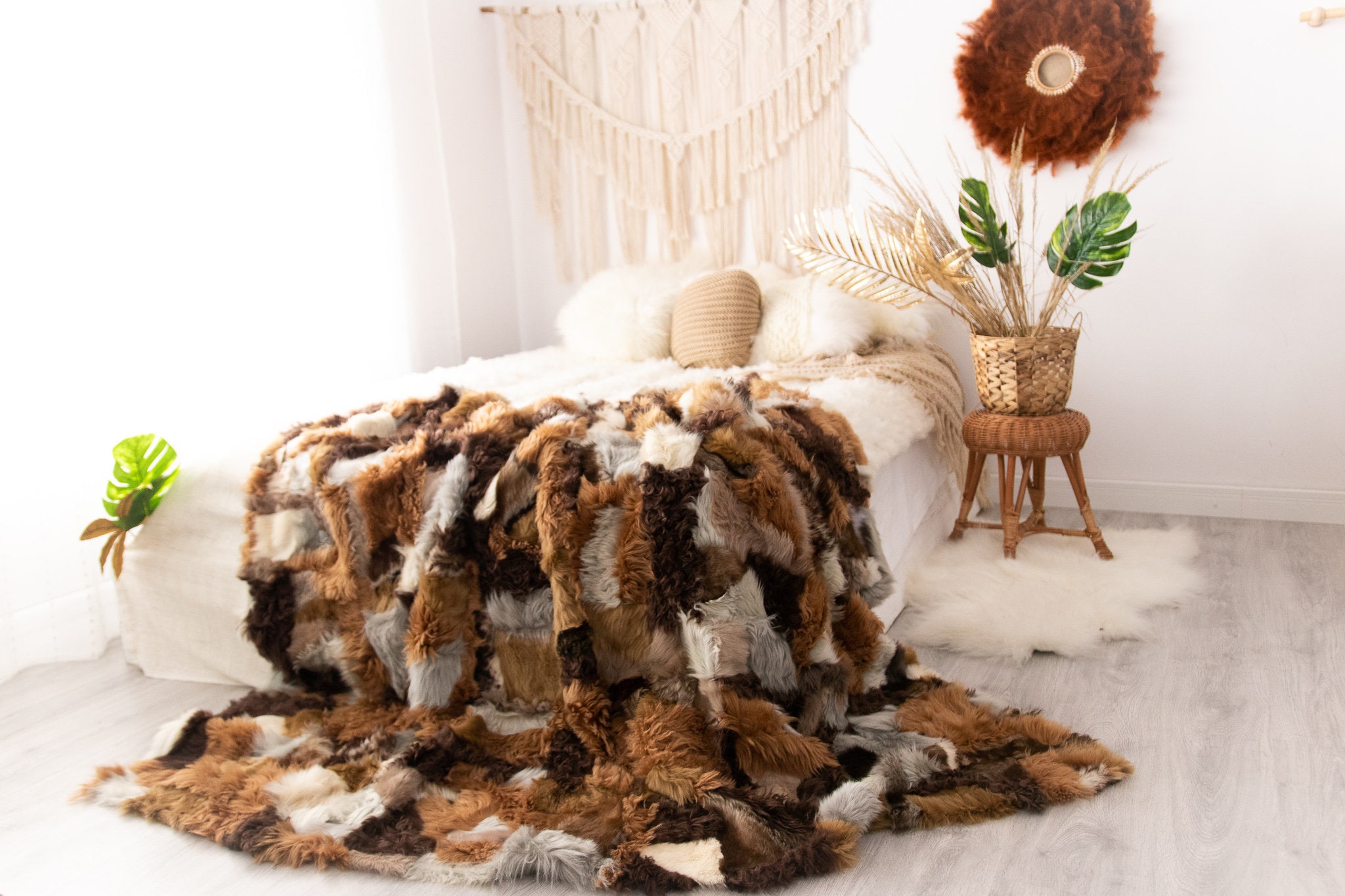 Luxurious Toscana Sheepskin Real Fur Bed Spread Throw Real Fur Blanket