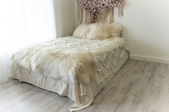 Double Ivory Icelandic Sheepskin Rug | Long rug | Shaggy Rug | Chair Cover | Area Rug | Ivory Rug | Carpet | Ivory Sheepskin Icelandic Beige