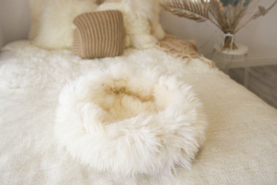 Newborn photography prop bed pouf Baby Photography Round Donut Posing Pillow Basket Filler Posing Photo Props Real Sheepskin
