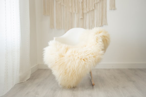 Real Sheepskin Rug Shaggy Rug Chair Cover Scandinavian Home Sheepskin Throw Sheep Skin Ivory Sheepskin Home Decor Rugs #herdwik325