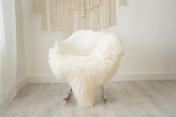 Real Sheepskin Rug Shaggy Rug Chair Cover Scandinavian Home Sheepskin Throw Sheep Skin Creamy White Sheepskin Home Decor Rugs #herdwik337