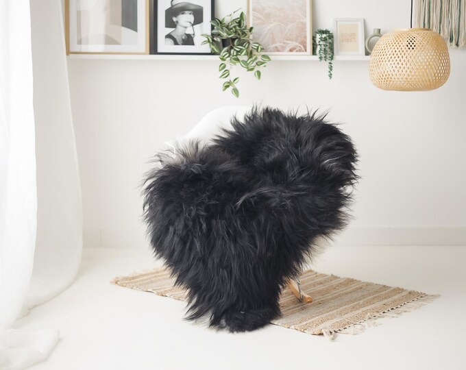 Real Icelandic Sheepskin Rug Scandinavian Home Decor Sofa Sheepskin throw Chair Cover Natural Sheep Skin Rugs Black White #IS175