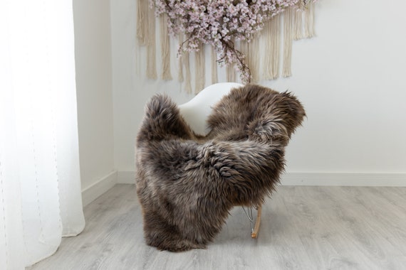 Real Sheepskin Rug Shaggy Rug Chair Cover Scandinavian Home Sheepskin Throw Sheep Skin Brown Sheepskin Home Decor Rugs #herdwik219
