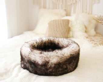Real Sheepskin Dog Bed, Cat Bed, fur cozy soft bed, Premium Quality
