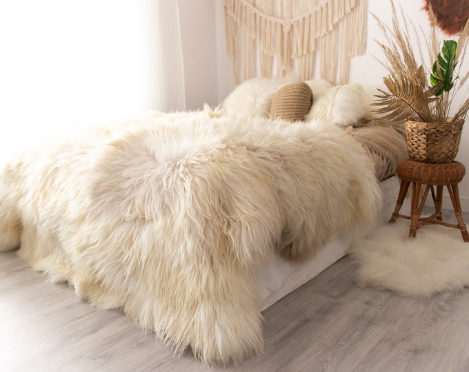 Exclusive Genuine Natural rare ICELANDIC Sheepskin Rug, Pelt, soft long fur xxl extra  Large  super soft fur