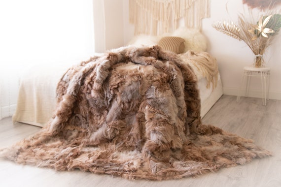 Luxurious Patchwork Toscana Sheepskin Real Fur Throw | Real Fur Blanket | Sheepskin throw | Boho Throw |1Fu23