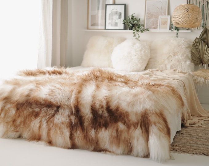 Natural Sheepskin White Brown Icelandic Sheepskin Rug | Long rug | Shaggy Rug | Chair Cover | Area Rug | Brown Tips Rug