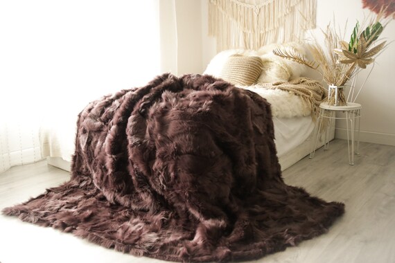 Luxurious Patchwork Toscana Sheepskin Real Fur Throw | Real Fur Blanket | Wine Color Sheepskin throw | Boho Throw |3FU4