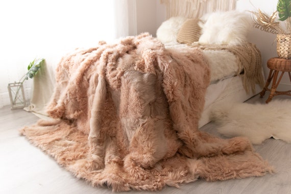 Luxurious Toscana Sheepskin Real Fur Bed Spread Throw Real Fur Blanket Sheepskin throw Sofa Cover Luxury Blanket Comforter Boho Pink