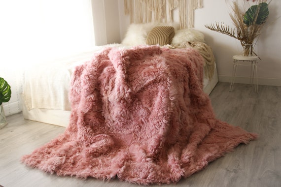 Luxurious Toscana Sheepskin Real Fur Bed Spread Throw Real Fur Blanket Sheepskin throw Sofa Cover Comforter Boho Pink 1FU13