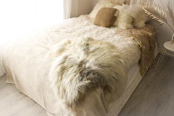 Real Icelandic Sheepskin Rug Scandinavian Decor Sofa Sheepskin throw Chair Cover Natural Sheep Skin Rugs Ivory Gray Fur Rug #Islbeau7