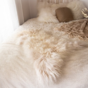 Real Icelandic Sheepskin Rug Ivory