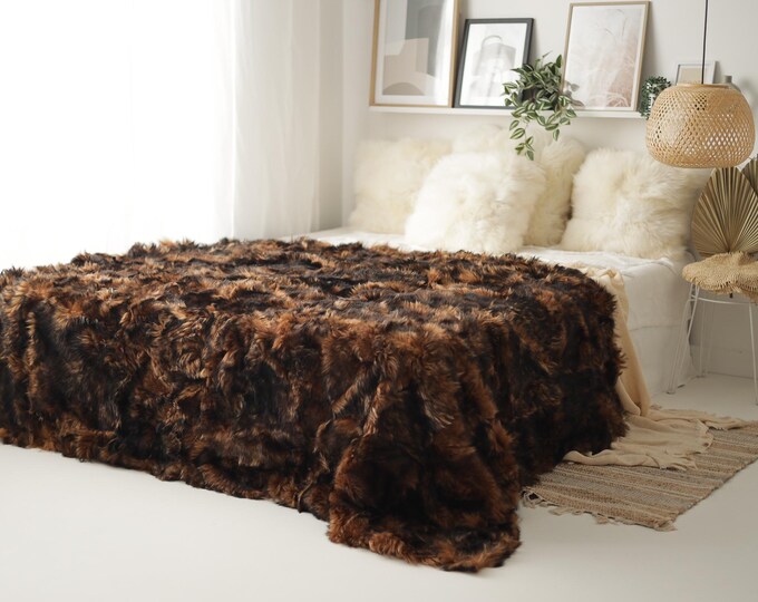 Luxurious Patchwork Toscana Sheepskin Rug Fur Throw | Real Fur Blanket | Sheepskin throw | Black Brown Sheepskin Blanket Boho |MFU51
