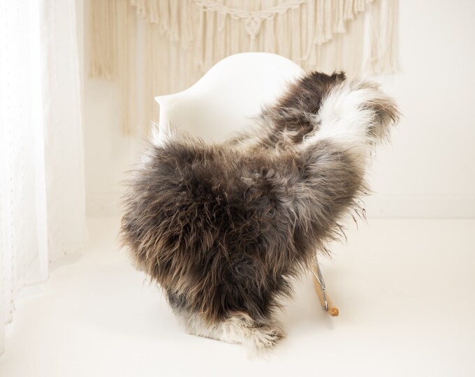 Real Sheepskin Rug Shaggy Rug Chair Cover Scandinavian Home Sheepskin Throw Sheep Skin Brown Ivory Sheepskin Home Decor Rugs #herdwik942