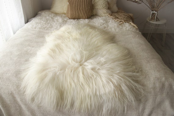 ON SALE ON Sale Exclusive Genuine Natural Icelandic Sheepskin Rug, Pelt, super soft long fur Creamy White