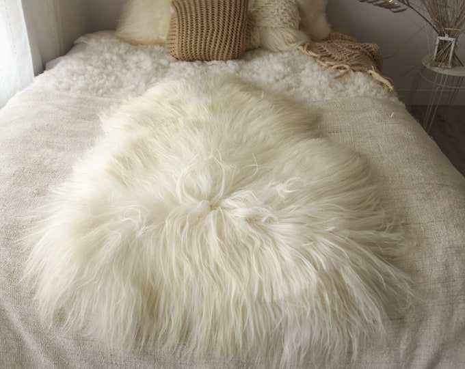 ON SALE ON Sale Exclusive Genuine Natural Icelandic Sheepskin Rug, Pelt, super soft long fur  Creamy White