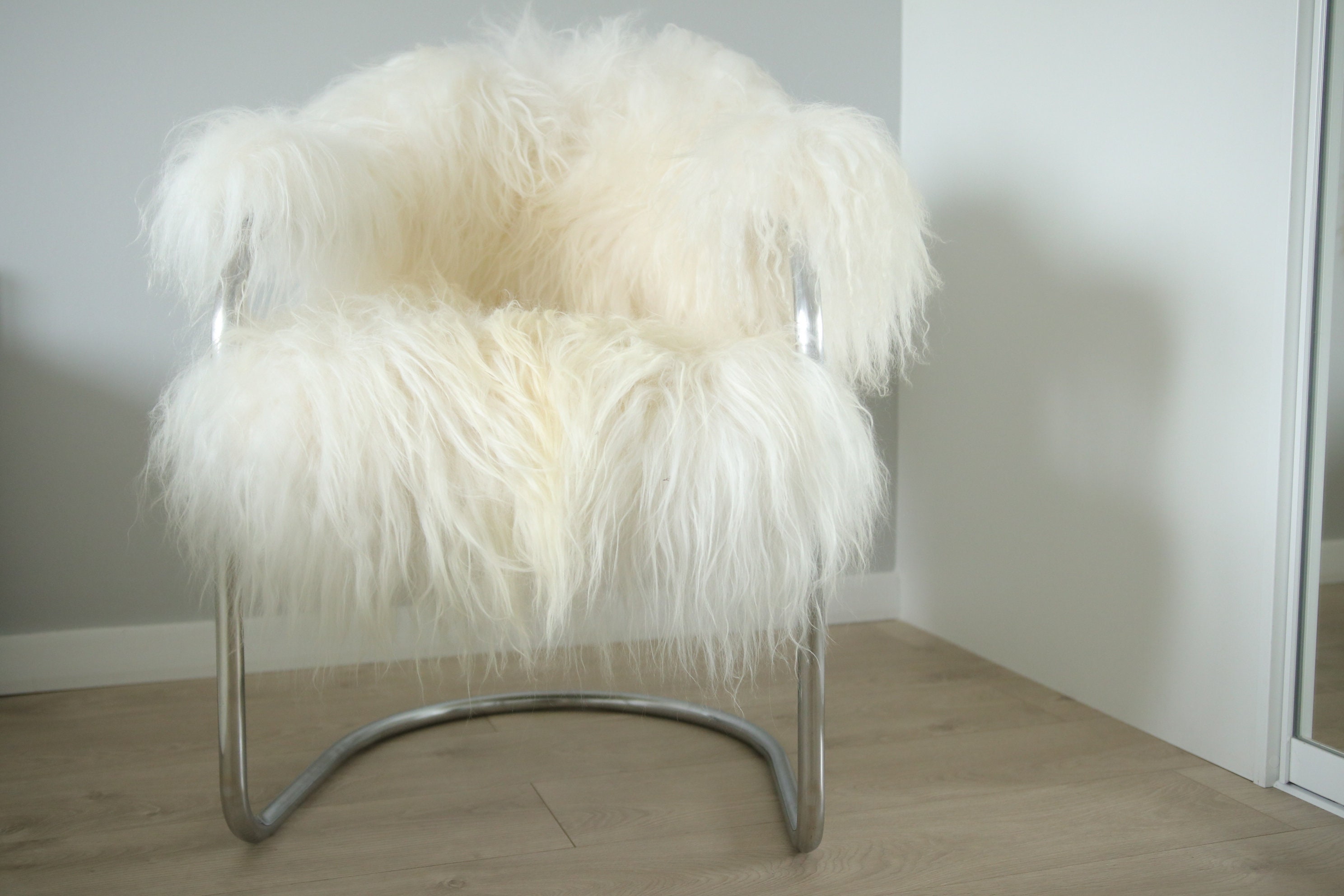Exclusive Vintage Mid Century ICELANDIC Sheepskin Chair chrome, metal