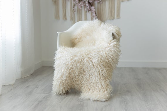 Real Sheepskin Rug Genuine Rare Gotland Sheepskin Rugs - Curly Fur Rug Scandinavian Sheep skin - Creamy White Sheepskin #G10