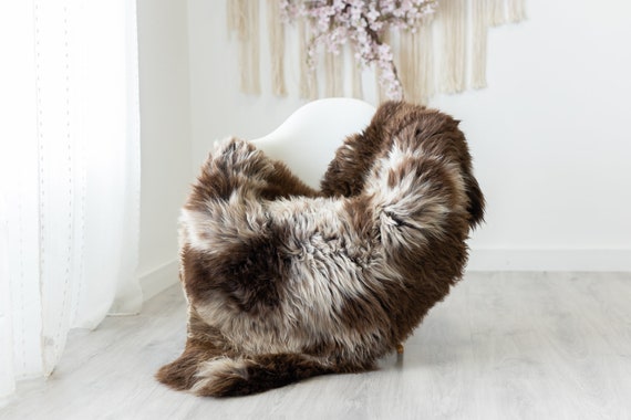 Real Sheepskin Rug Shaggy Rug Chair Cover Scandinavian Home Sheepskin Throw Sheep Skin Brown White Sheepskin Home Decor Rugs #herdwik241