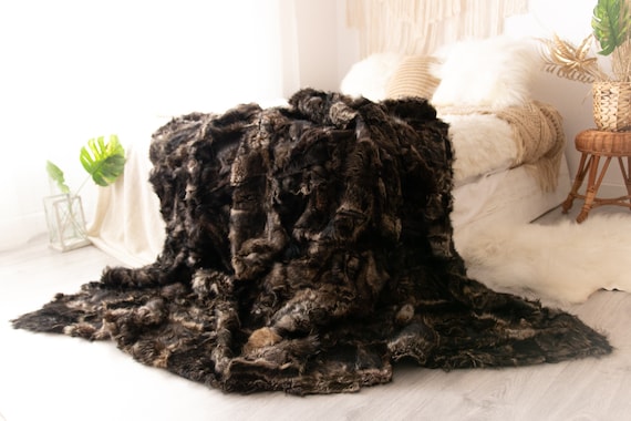 Luxurious Toscana Sheepskin Real Fur Bed Spread Throw Real Fur Blanket Sheepskin throw Sofa Cover Luxury Blanket Comforter Boho Brown #1FU2