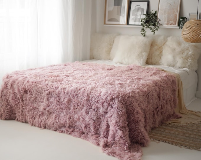 Luxurious Patchwork Toscana Sheepskin Rug Fur Throw | Real Fur Blanket | Sheepskin throw | Lilac color Sheepskin Blanket Boho |KFU7