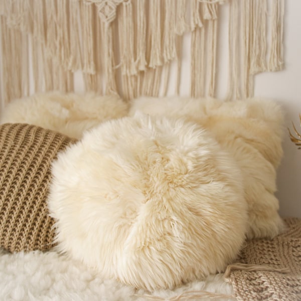 Sheepskin Fur Pillow, Real fur pillow, Round fur pillow, Round sheepskin pillow, White round pillow, scandinavian pillow, Both side fur